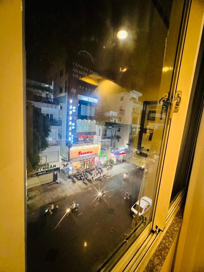 Lucasta Saigon Hotel Хошимин Экстерьер фото