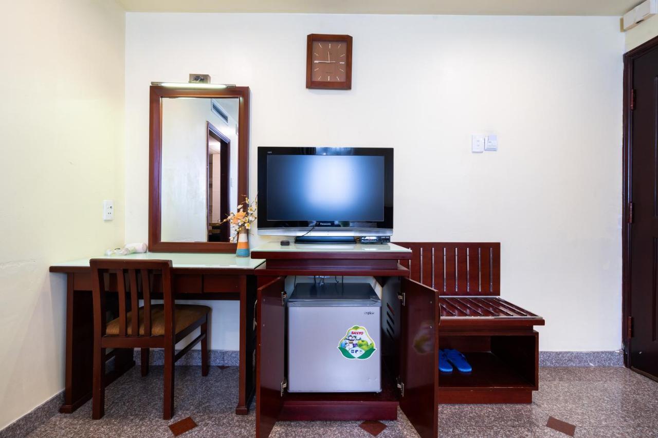 Lucasta Saigon Hotel Хошимин Экстерьер фото
