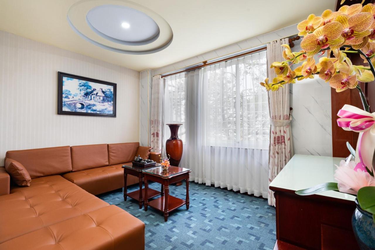 Lucasta Saigon Hotel Хошимин Экстерьер фото