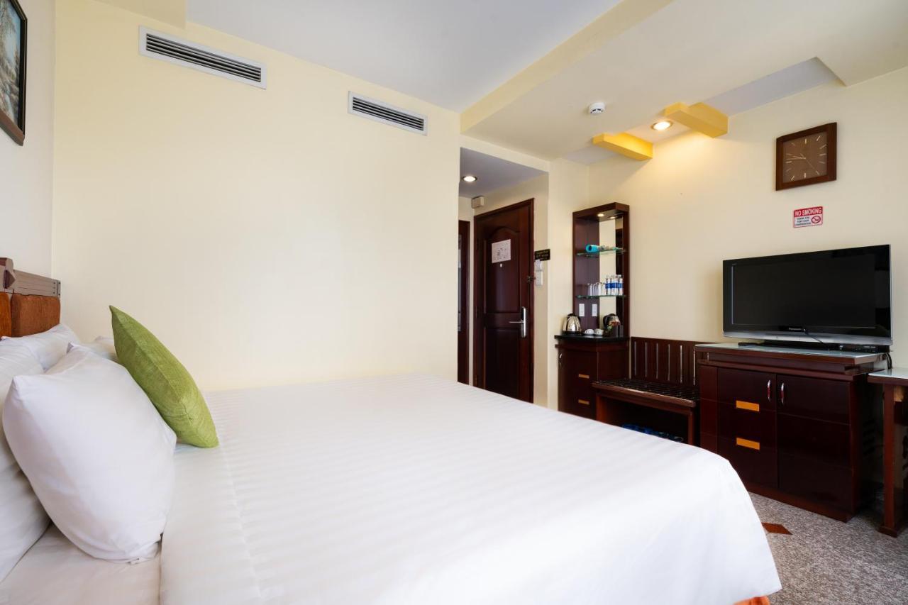 Lucasta Saigon Hotel Хошимин Экстерьер фото