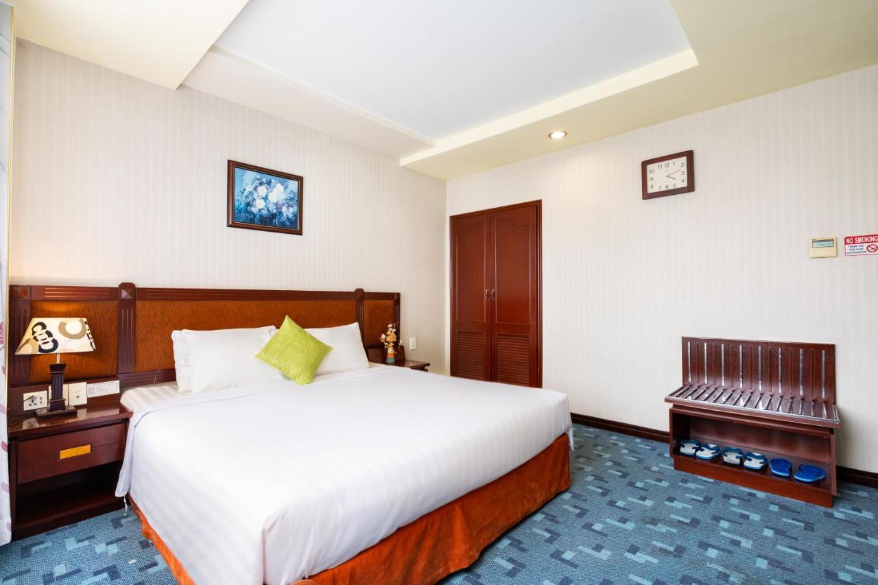 Lucasta Saigon Hotel Хошимин Экстерьер фото