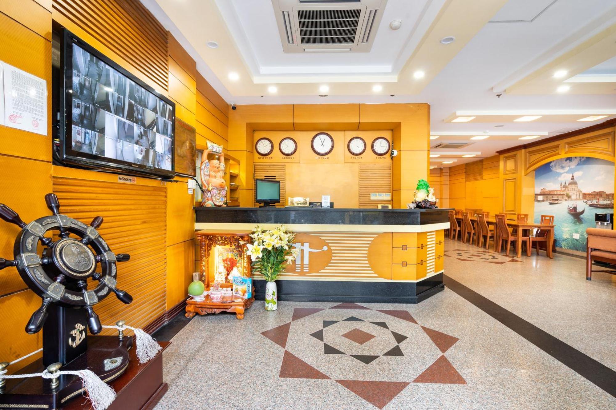 Lucasta Saigon Hotel Хошимин Экстерьер фото