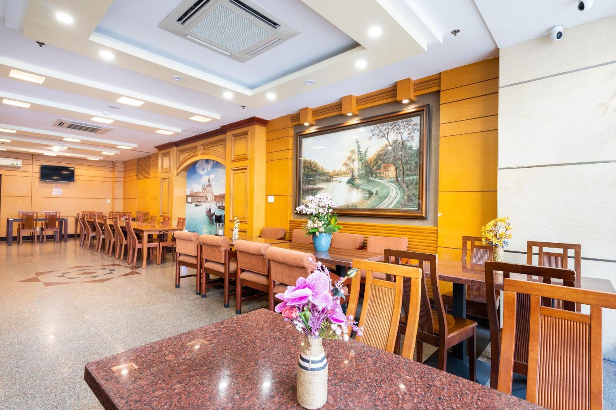 Lucasta Saigon Hotel Хошимин Экстерьер фото