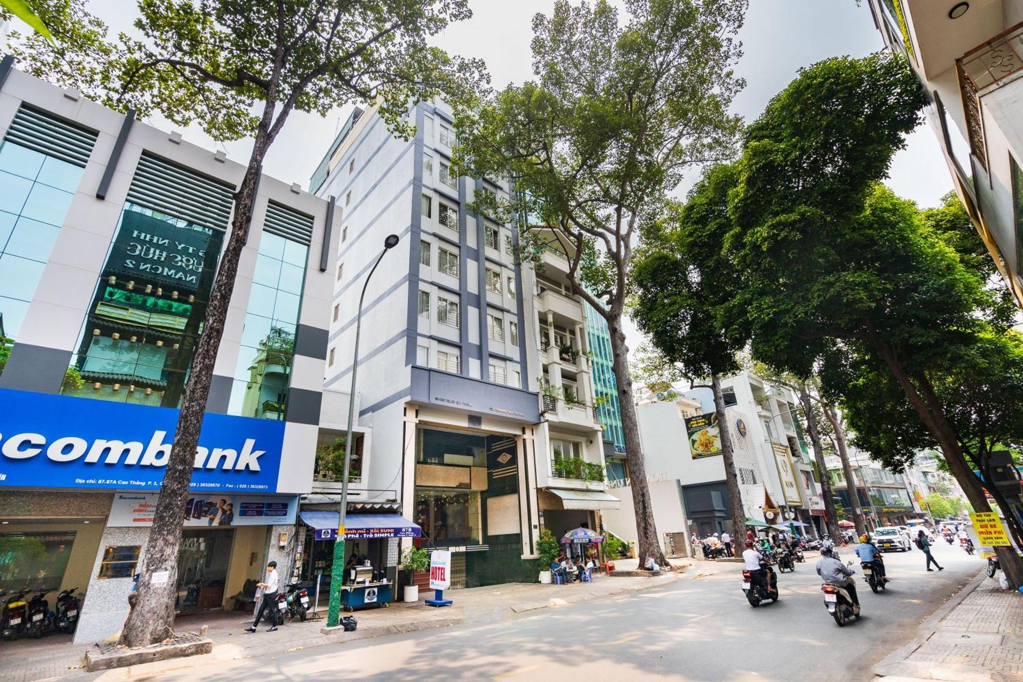 Lucasta Saigon Hotel Хошимин Экстерьер фото